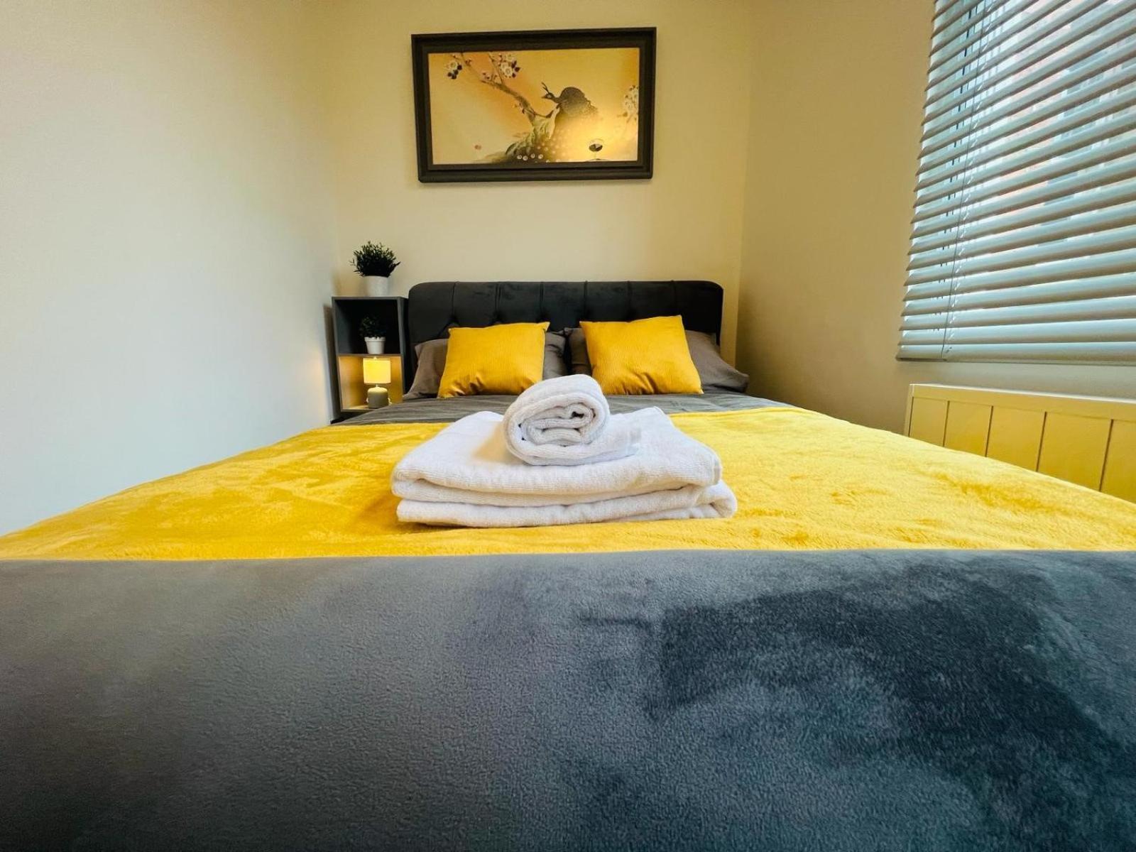 Whiskawaystays - Foregate Street - Apartment 3 Вустер Екстер'єр фото
