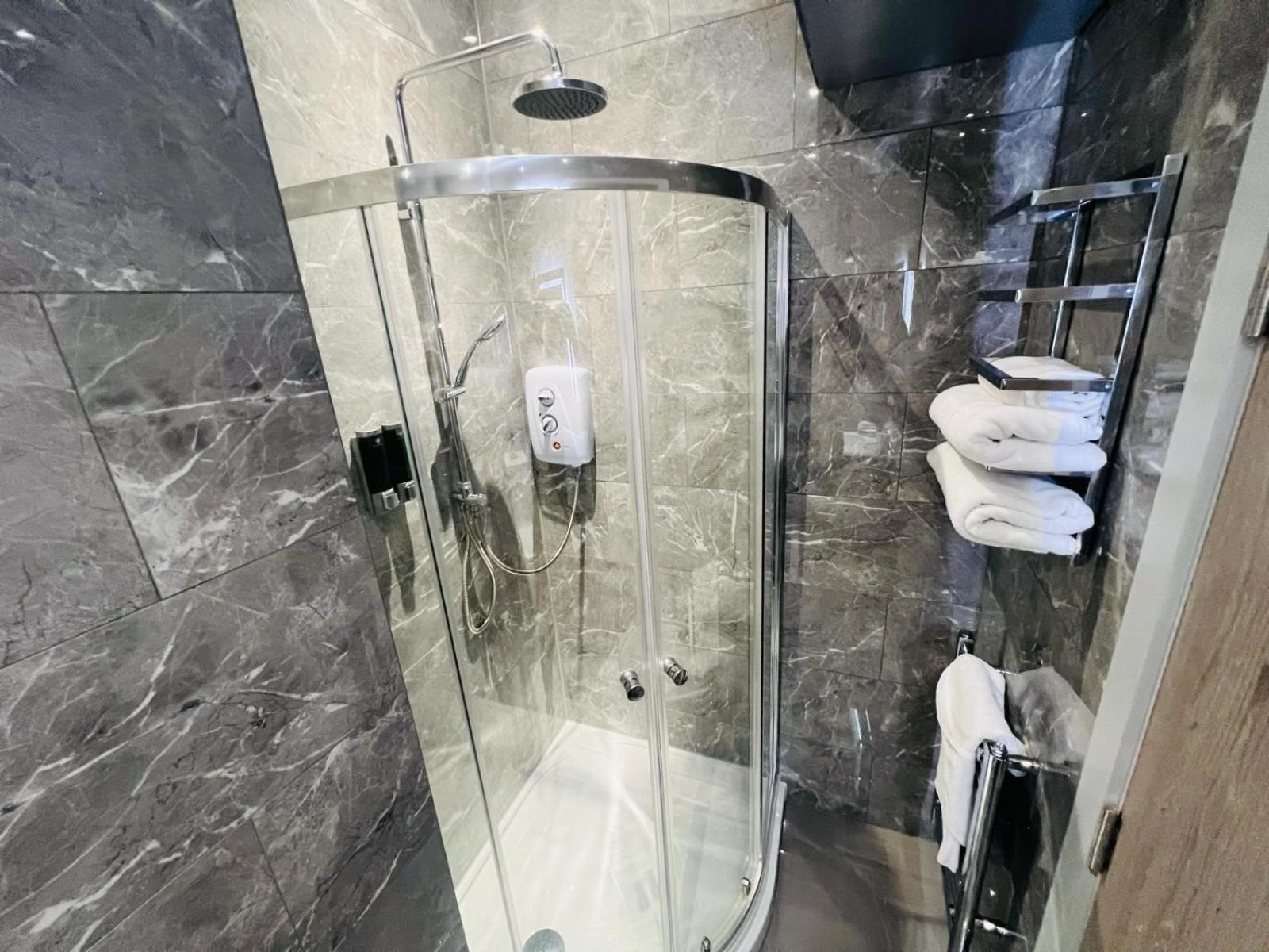 Whiskawaystays - Foregate Street - Apartment 3 Вустер Екстер'єр фото